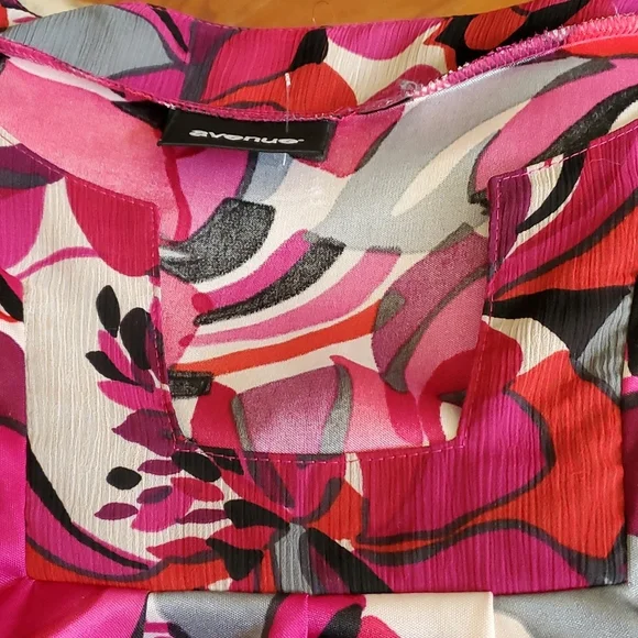 Blouse - Picture 4 of 4